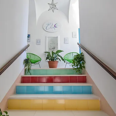 Alojamento de Acomodação e Pequeno-almoço Elisir 3*