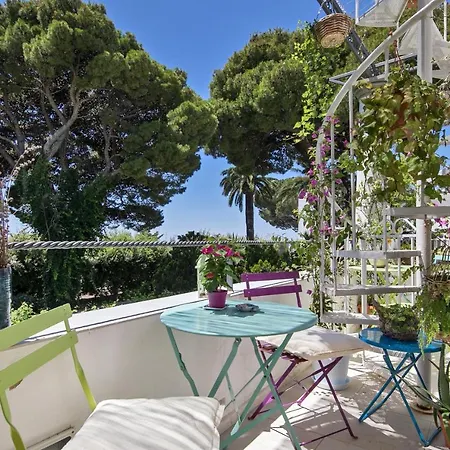 Alojamento de Acomodação e Pequeno-almoço Elisir